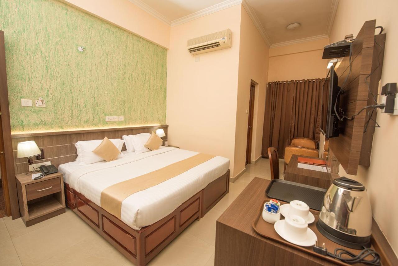 Kallada Golden Hotel Thrissur المظهر الخارجي الصورة