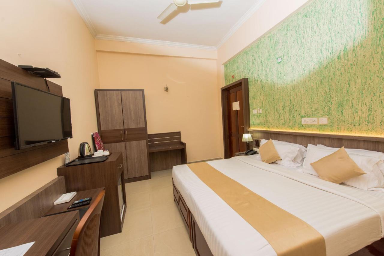 Kallada Golden Hotel Thrissur المظهر الخارجي الصورة